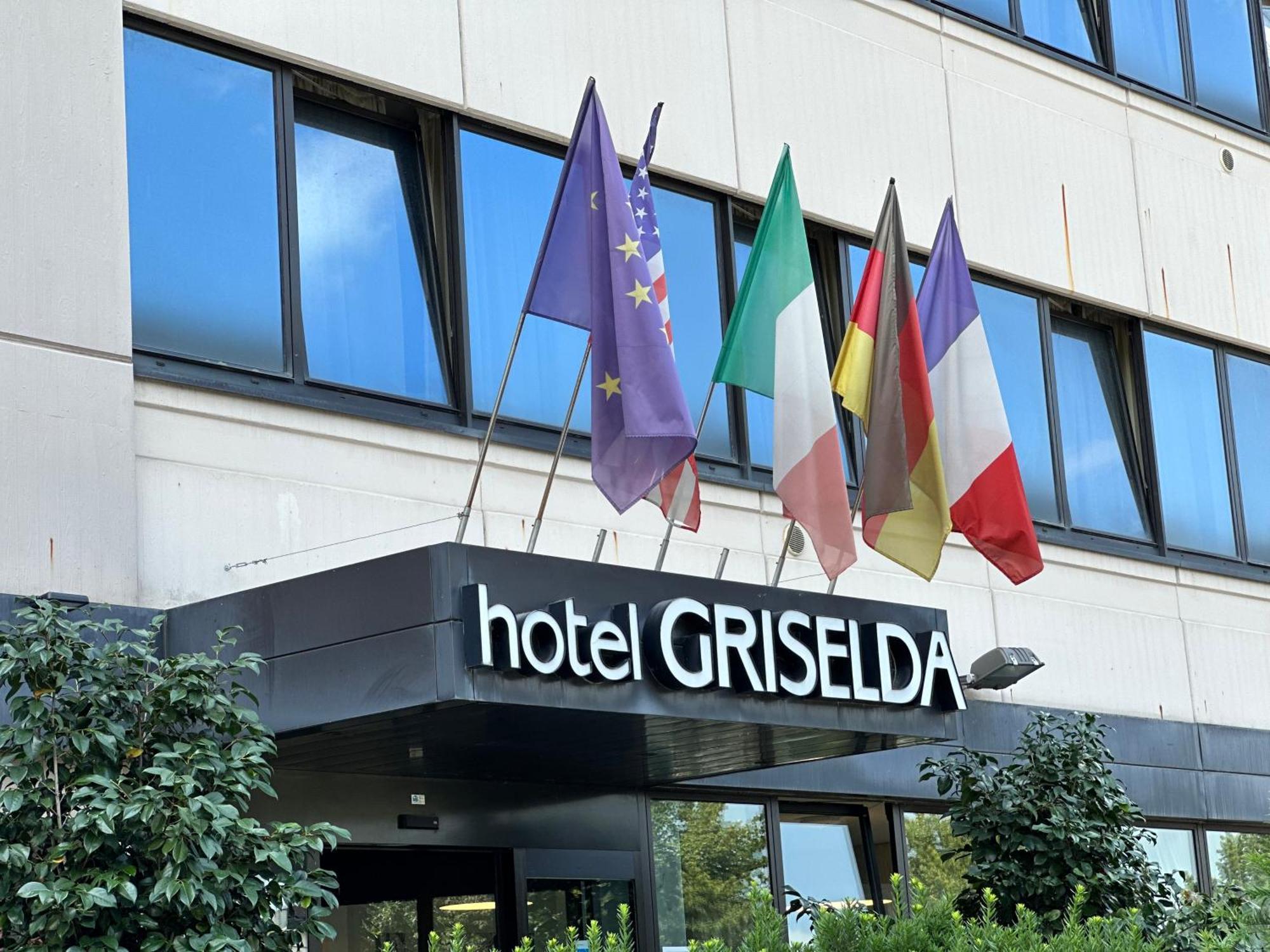 Hotel Griselda Saluzzo Dış mekan fotoğraf