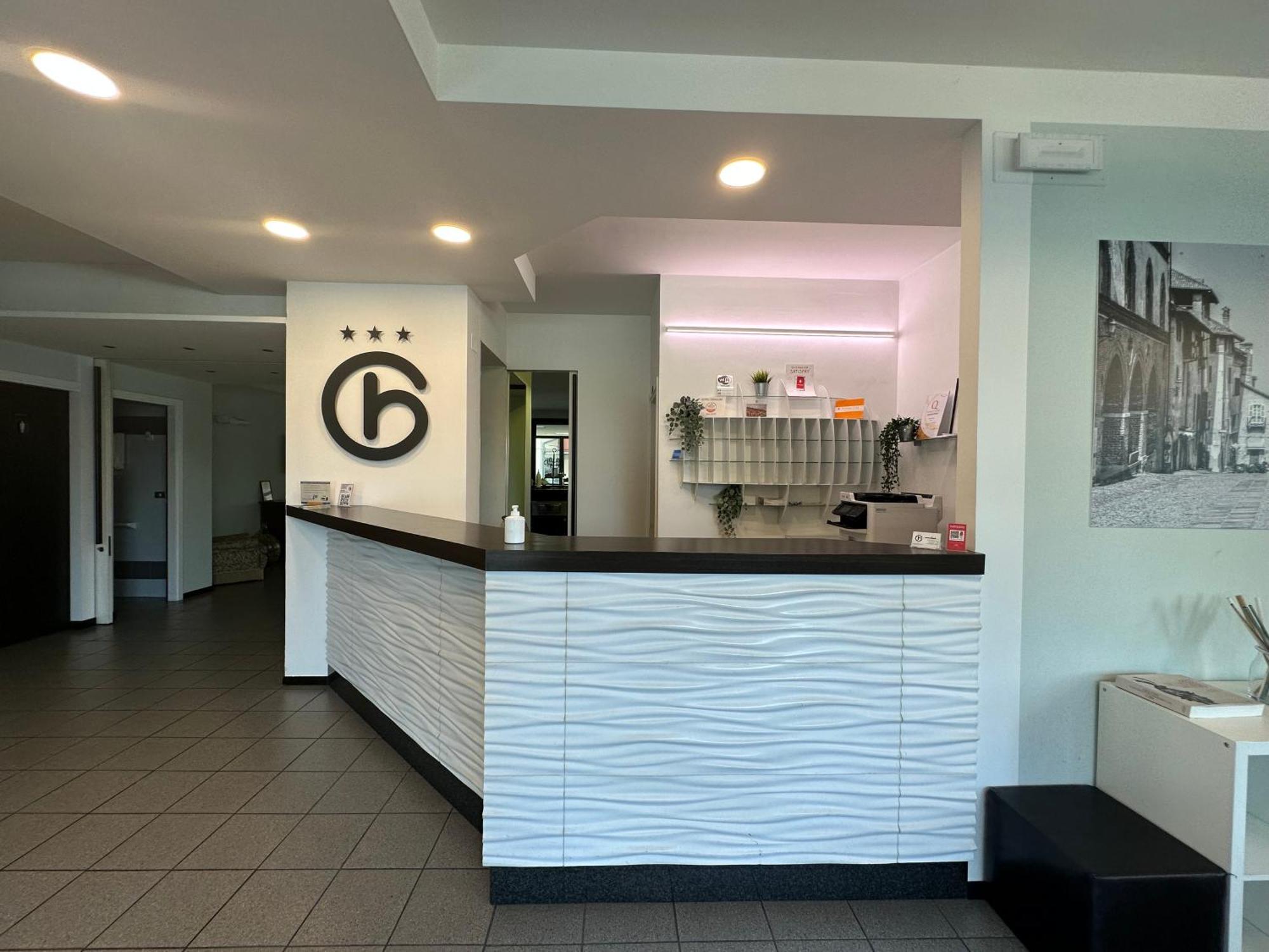 Hotel Griselda Saluzzo Dış mekan fotoğraf